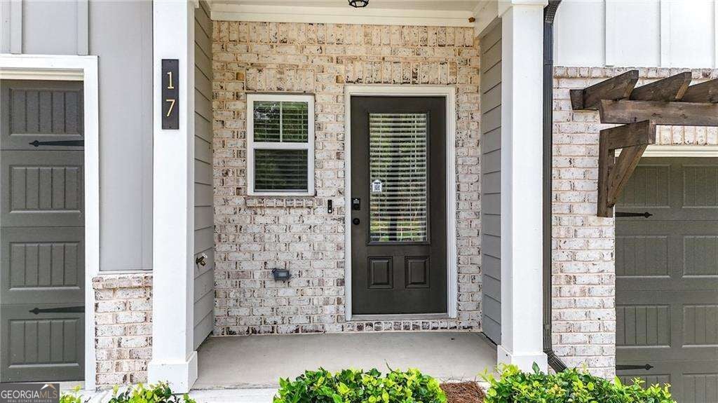 17 Benscot DR