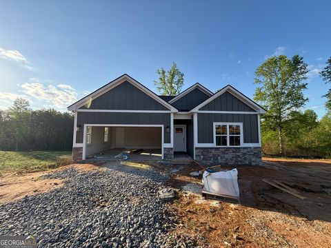 53 Hunts Ridge DR Cleveland GA 30528