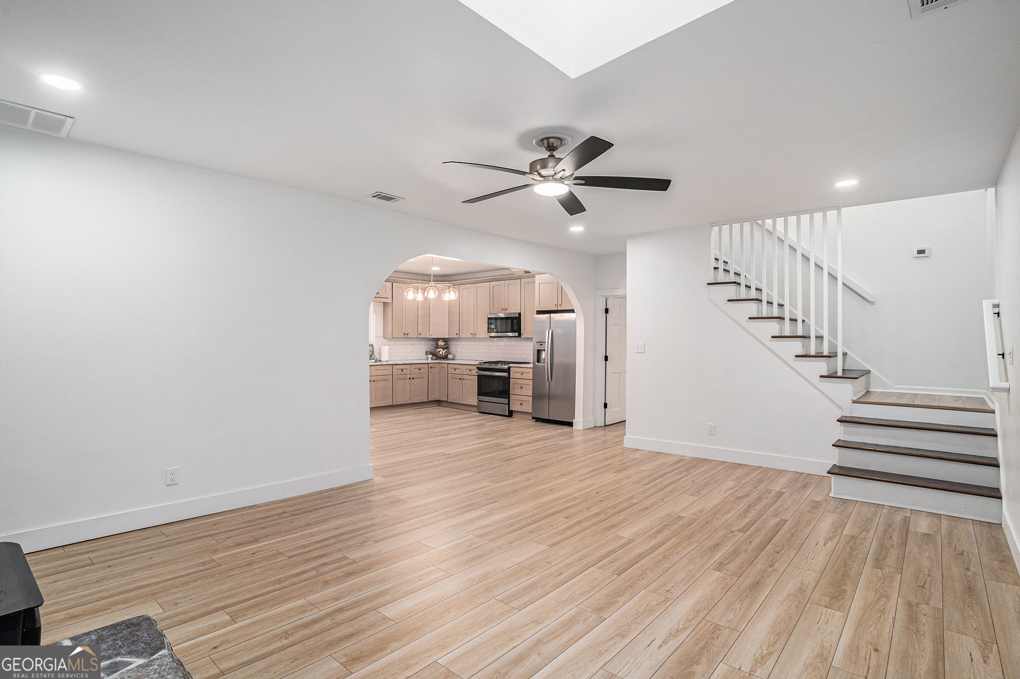 NO HOA / In-law Suite - Residential