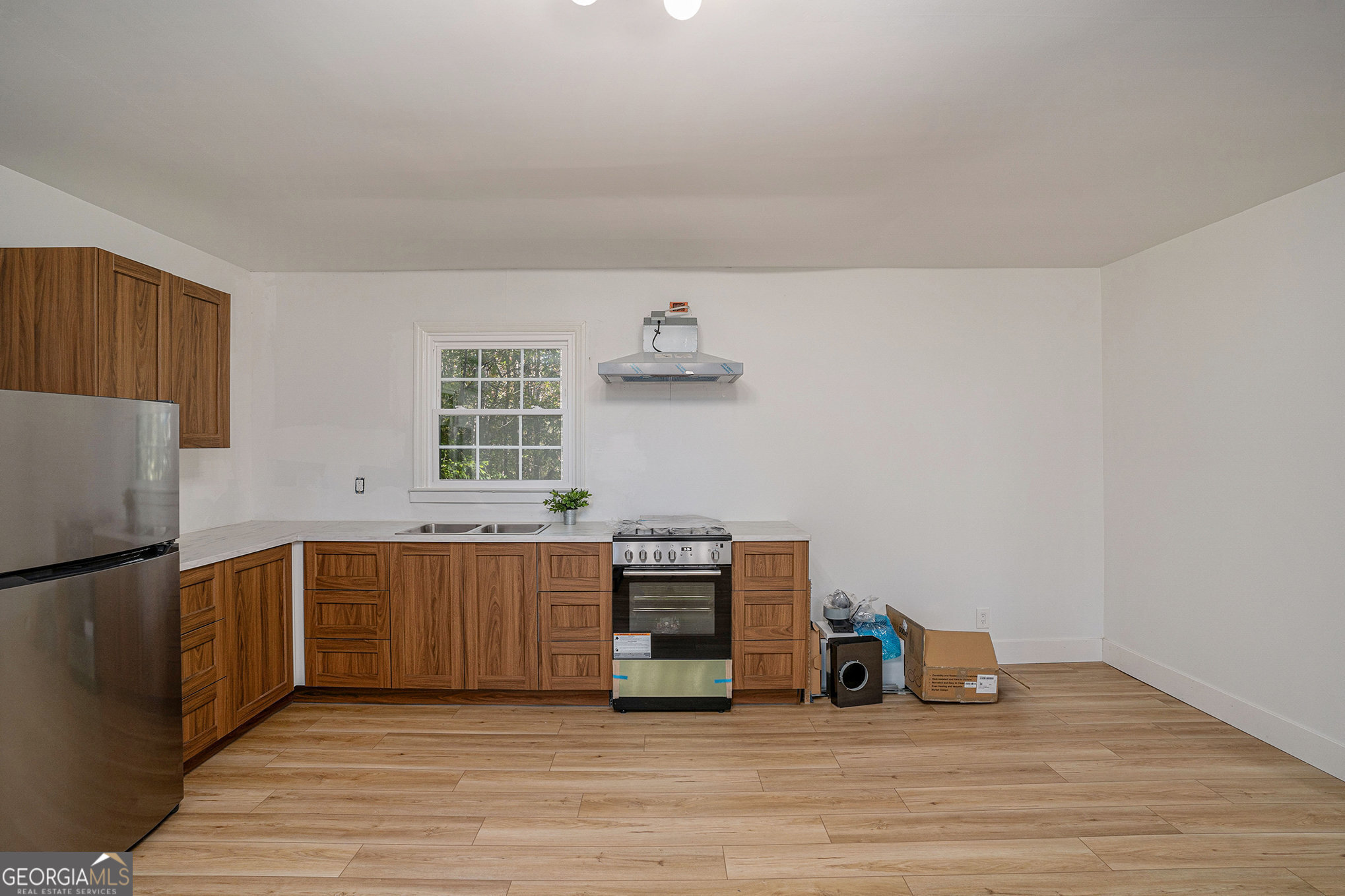 NO HOA / In-law Suite - Residential