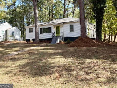 Photo of 1910 Wildwood Drive, Decatur, GA 30032 (MLS # 10632291) Photo of 1910 Wildwood Drive, Decatur, GA 30032 (MLS # 10632291)