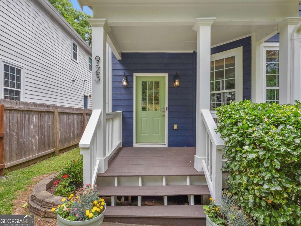 Photo of 923 Tilden Street NW, Atlanta, GA 30318 (MLS # 10760996)