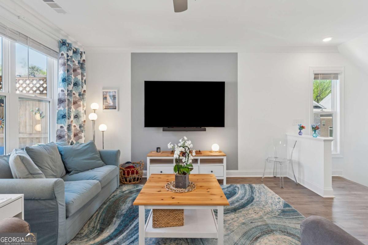 1621 Wellborn WALK