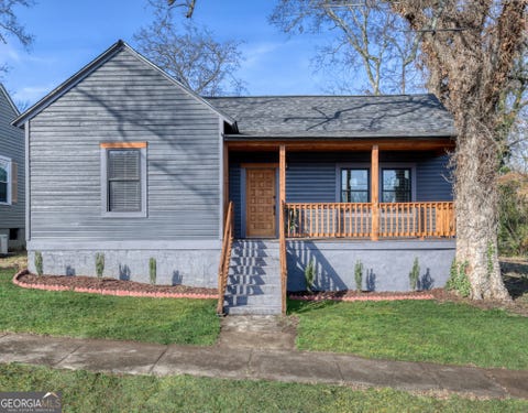 Photo of 11 N McLin St ST SW, Rome, GA 30161 (MLS # 10815470)