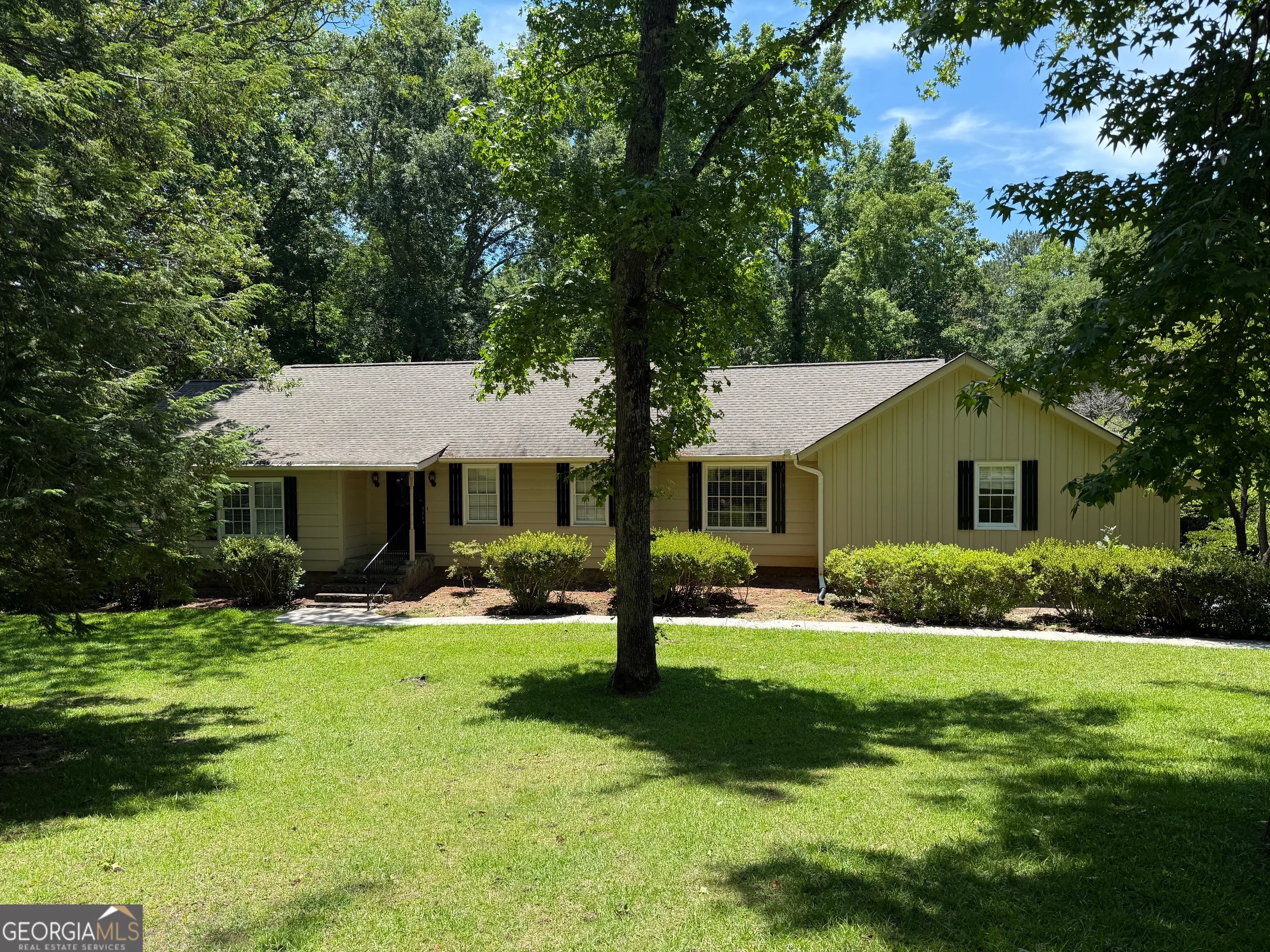 135 Kennesaw Drive