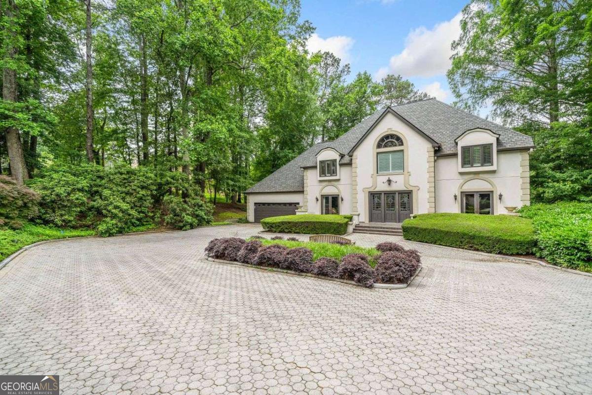 Atlanta Country Club - Residential