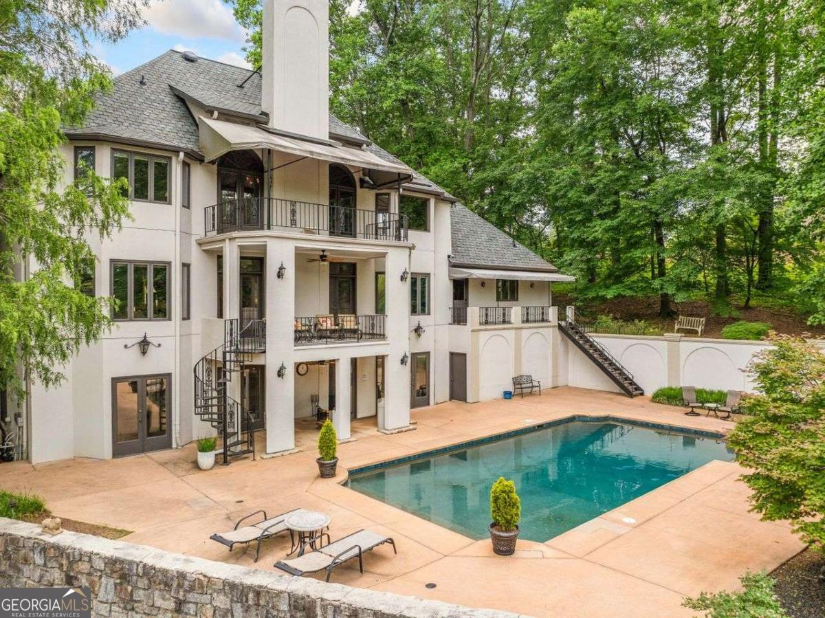 Atlanta Country Club - Residential