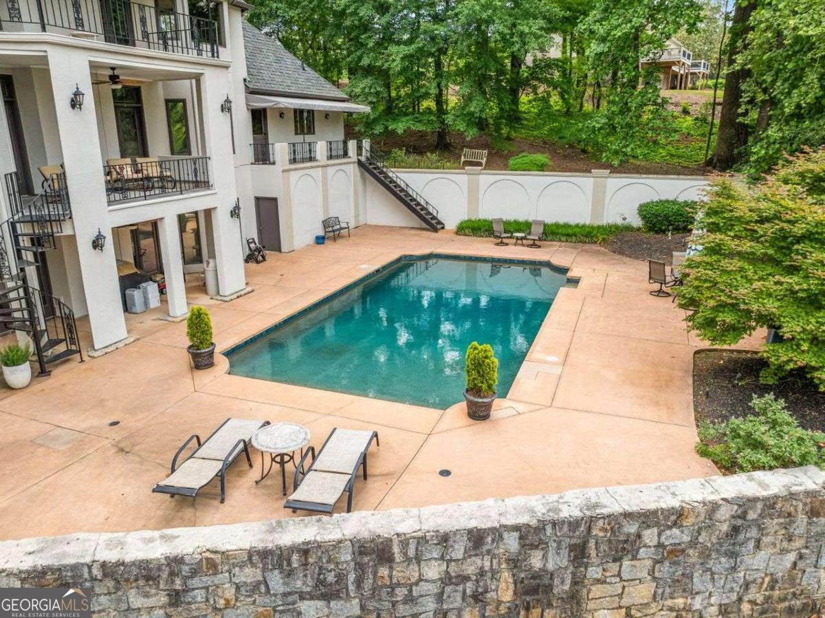 Atlanta Country Club - Residential