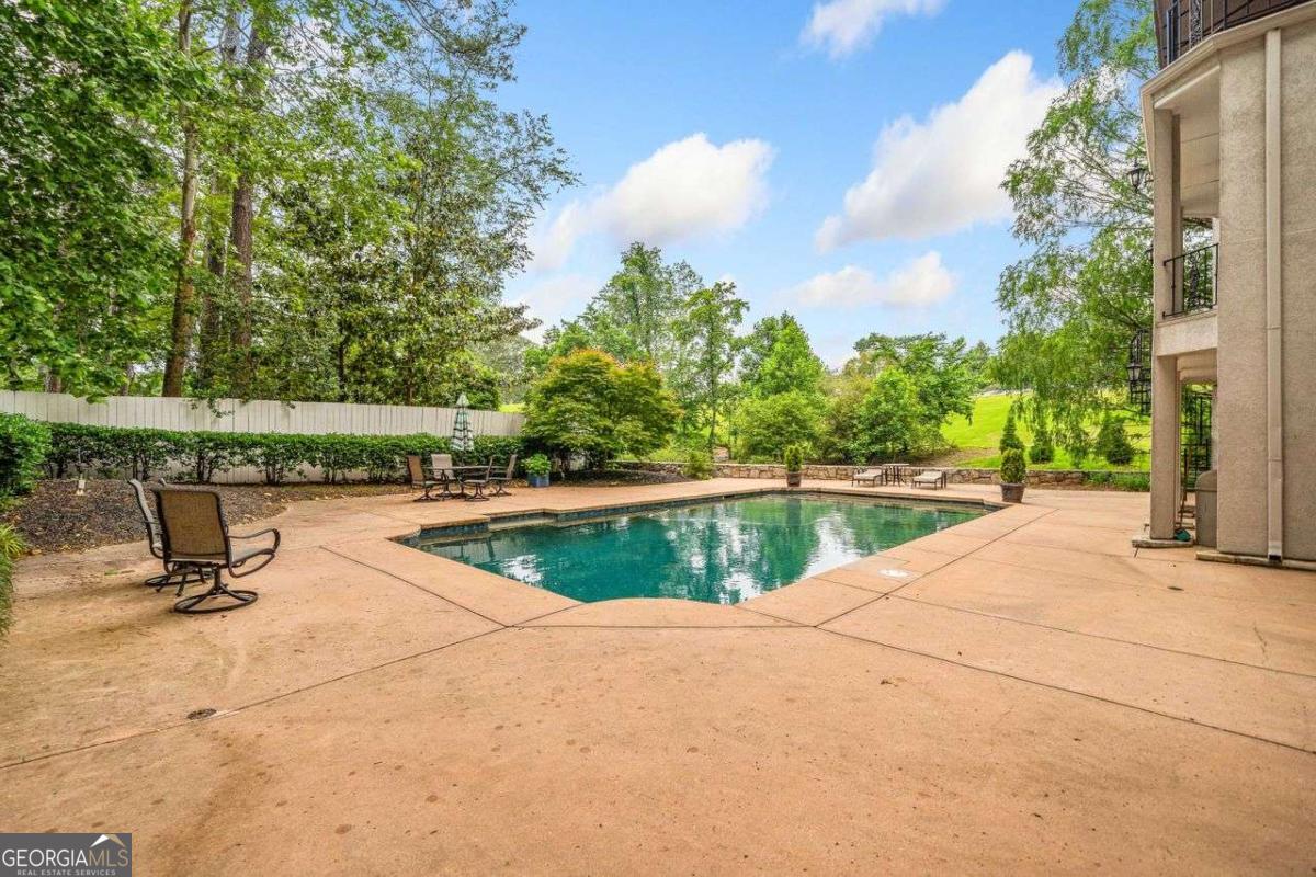 Atlanta Country Club - Residential