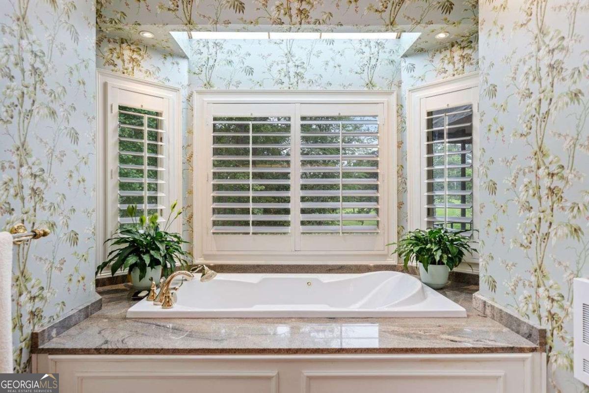 Atlanta Country Club - Residential