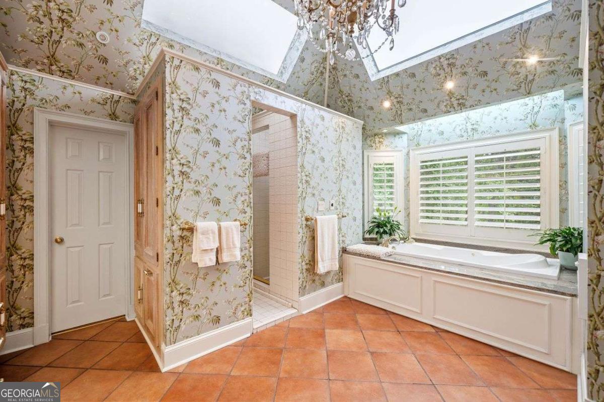 Atlanta Country Club - Residential