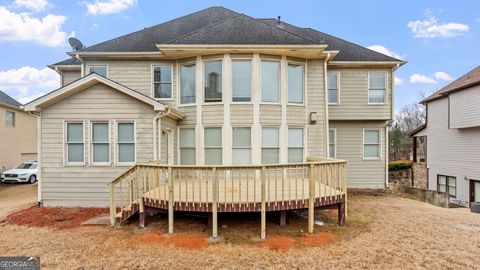 A home in Dacula