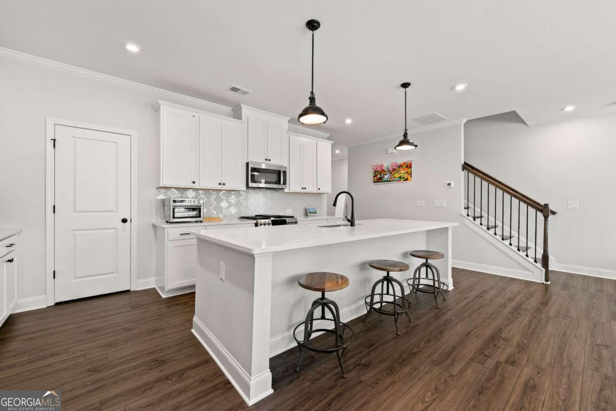 Magnolia Walk - Residential