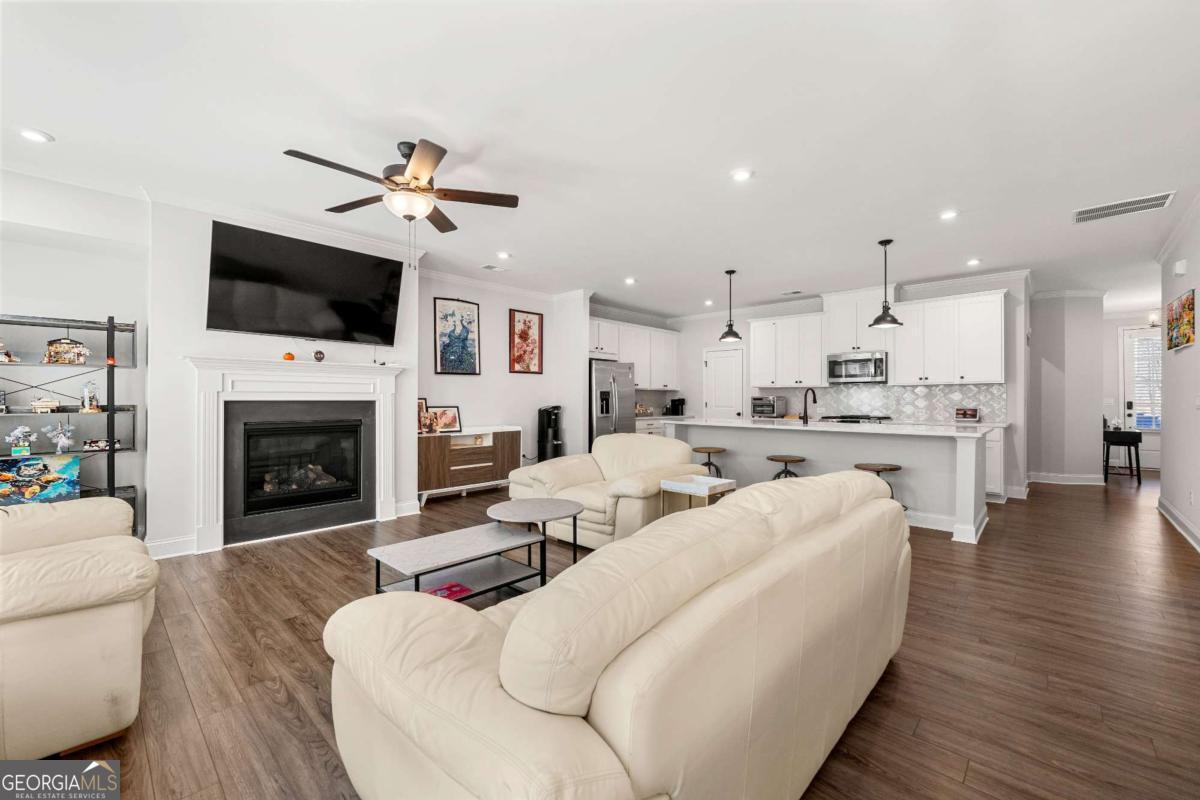 Magnolia Walk - Residential
