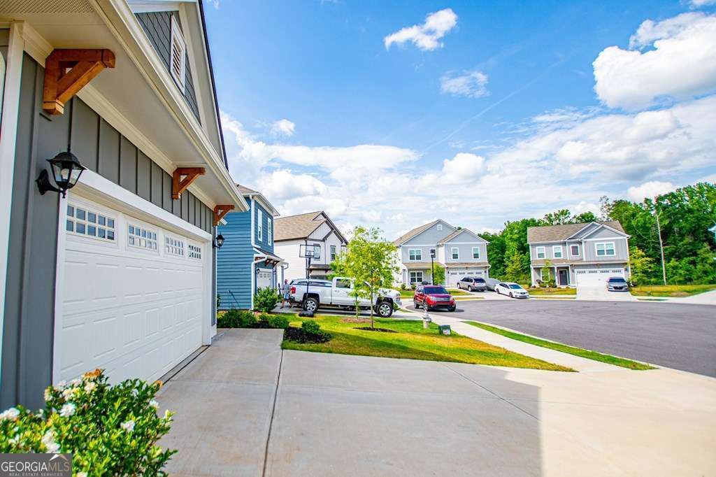Photo of 221 Asher Drive, Carrollton, GA 30116 (MLS # 10770966)