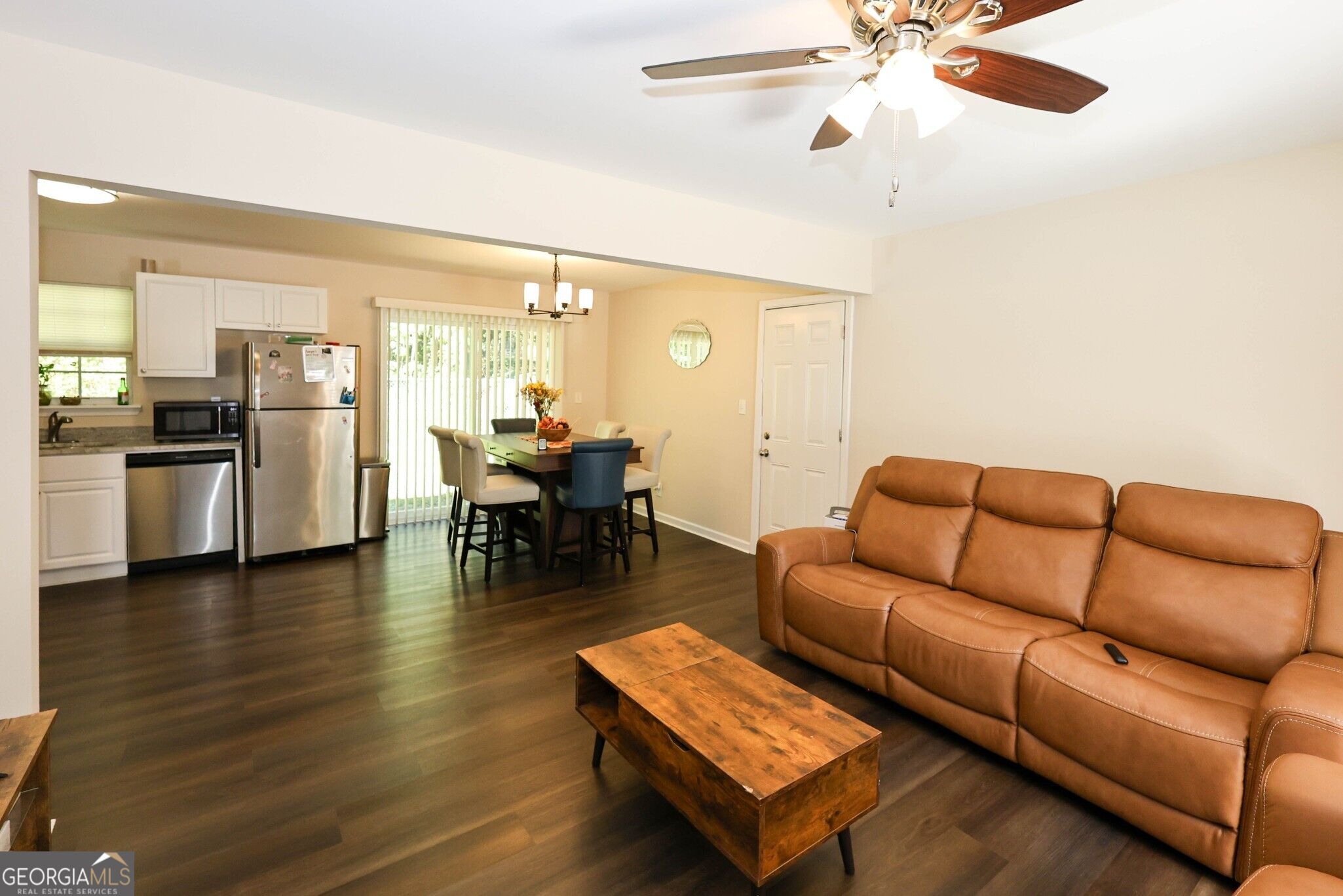 6011 Landover CIR