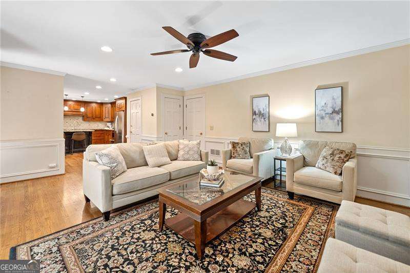 Windsor Oaks - Residential
