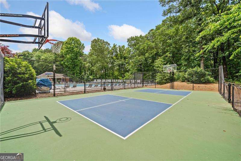 Windsor Oaks - Residential
