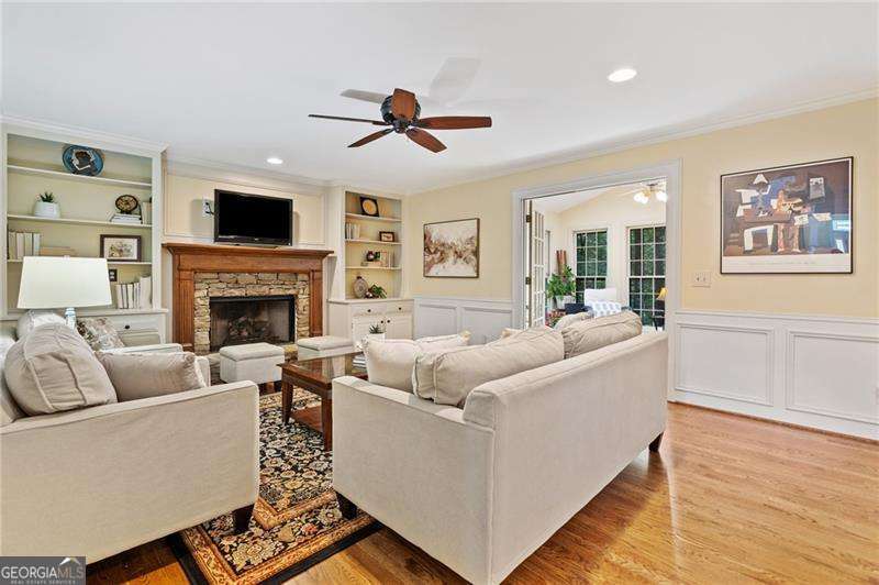Windsor Oaks - Residential