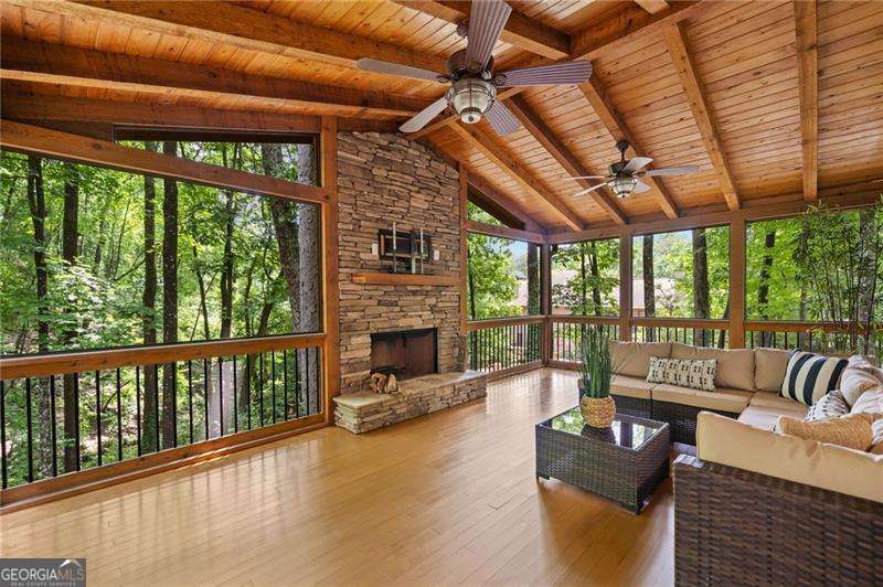 Windsor Oaks - Residential