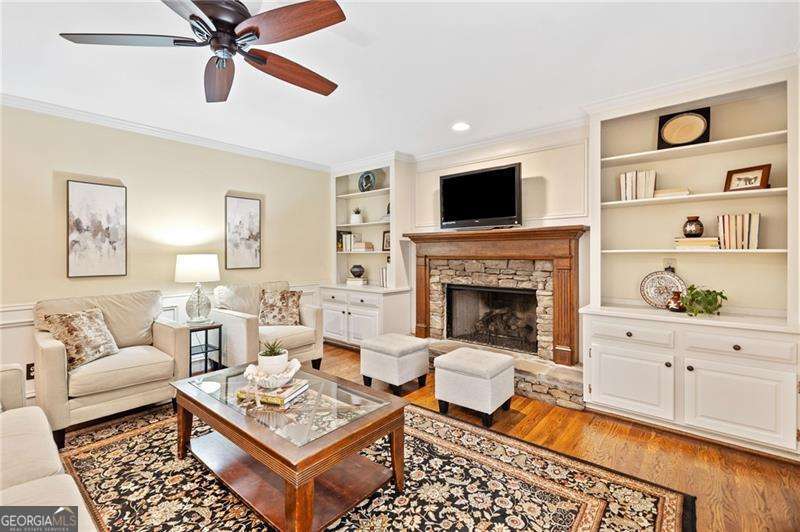 Windsor Oaks - Residential