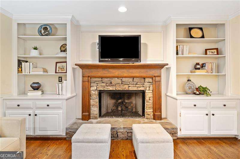 Windsor Oaks - Residential