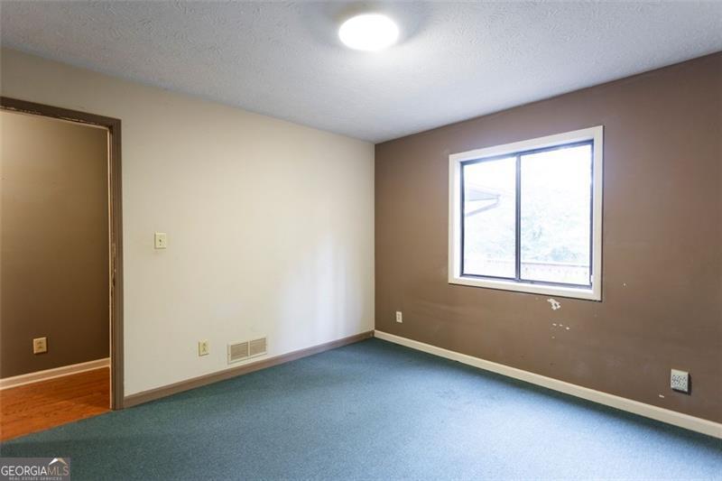 Paces Landing - Residential
