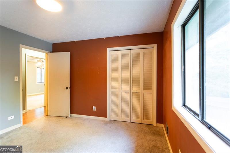 Paces Landing - Residential