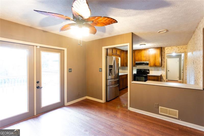 Paces Landing - Residential