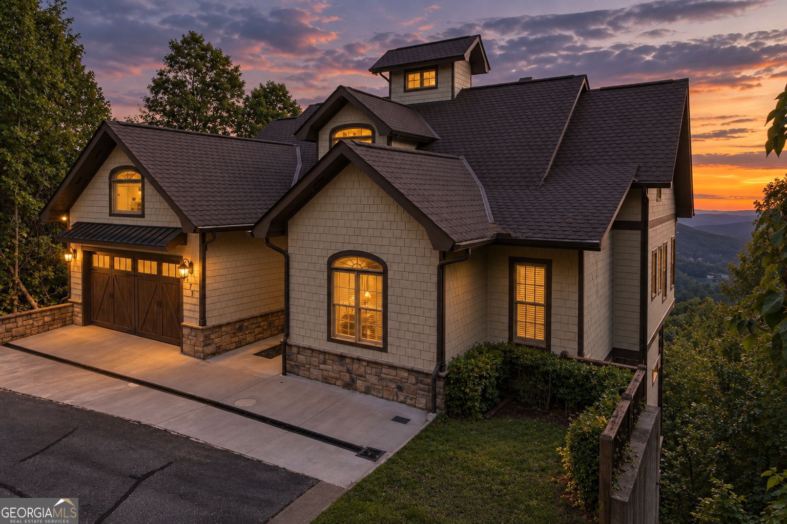 171 High Pointe DR