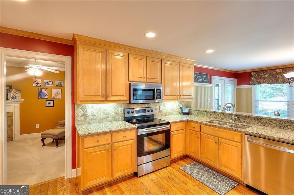 Loganville, Georgia 30052, United States, 5 Bedrooms Bedrooms, ,4 BathroomsBathrooms,Residential,Active,135743