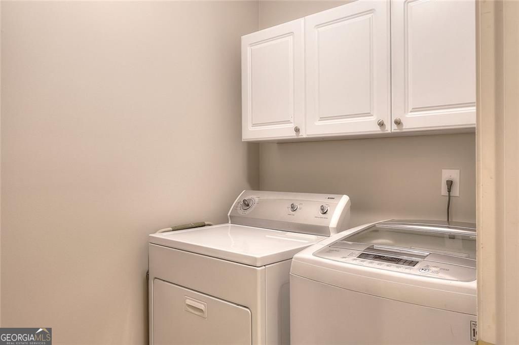 Loganville, Georgia 30052, United States, 5 Bedrooms Bedrooms, ,4 BathroomsBathrooms,Residential,Active,135743