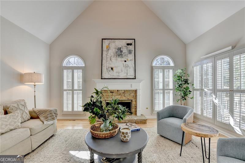 3740 Three Chimneys LN