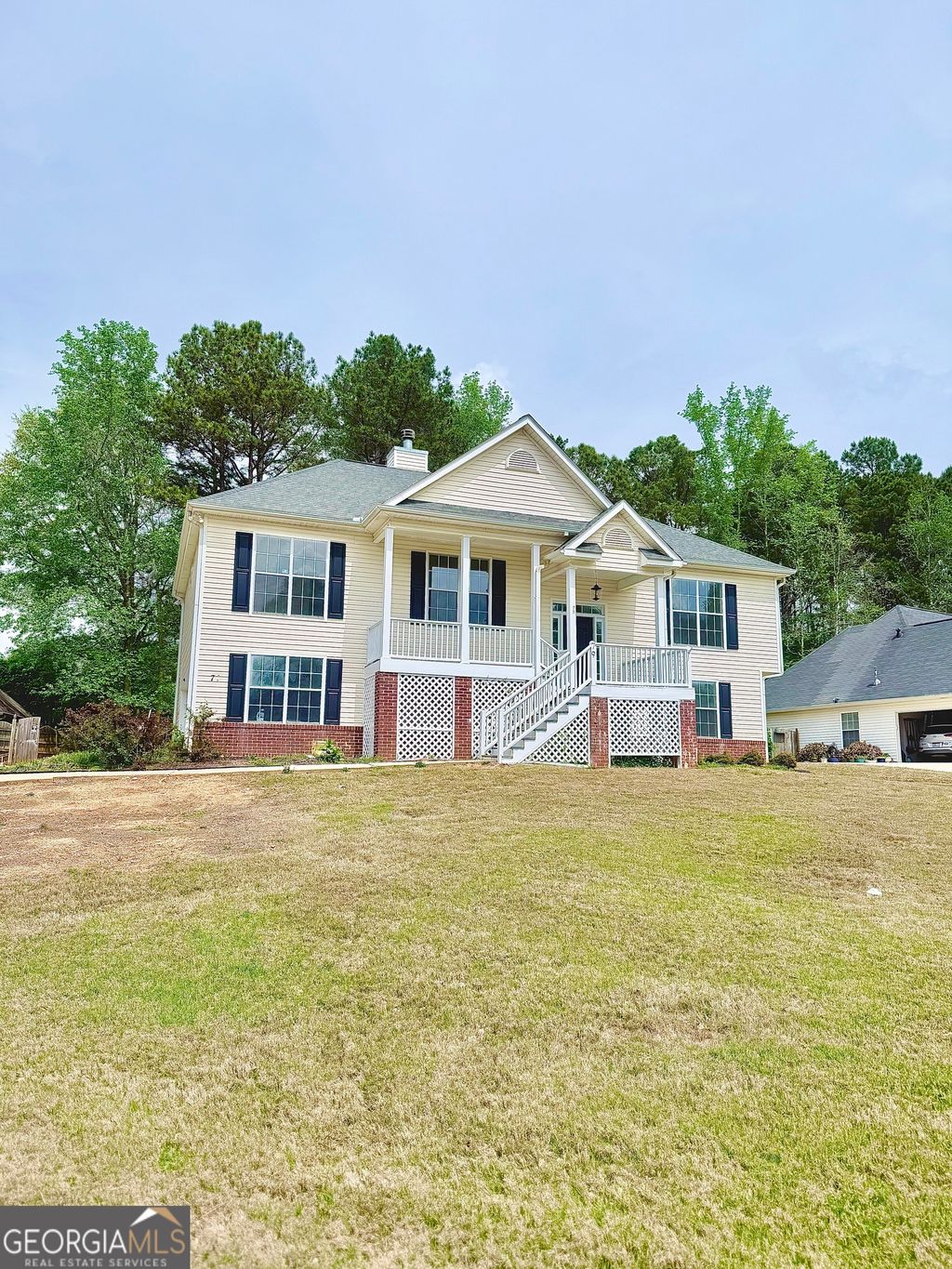 Photo of 79 Kingsbrook Circle, Newnan, GA 30265 (MLS # 10729032)