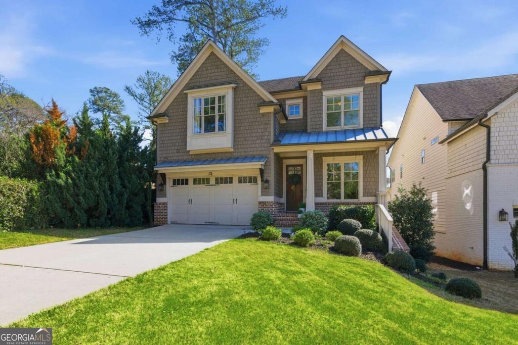 Photo of 1387 Southland Vista Court NE, Atlanta, GA 30329 (MLS # 10710338)