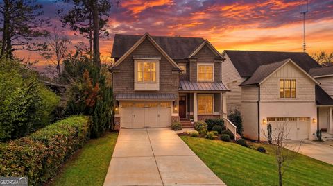 Photo of 1387 Southland Vista Court NE, Atlanta, GA 30329 (MLS # 10710338)