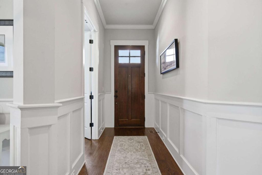 Photo of 1387 Southland Vista Court NE, Atlanta, GA 30329 (MLS # 10710338)