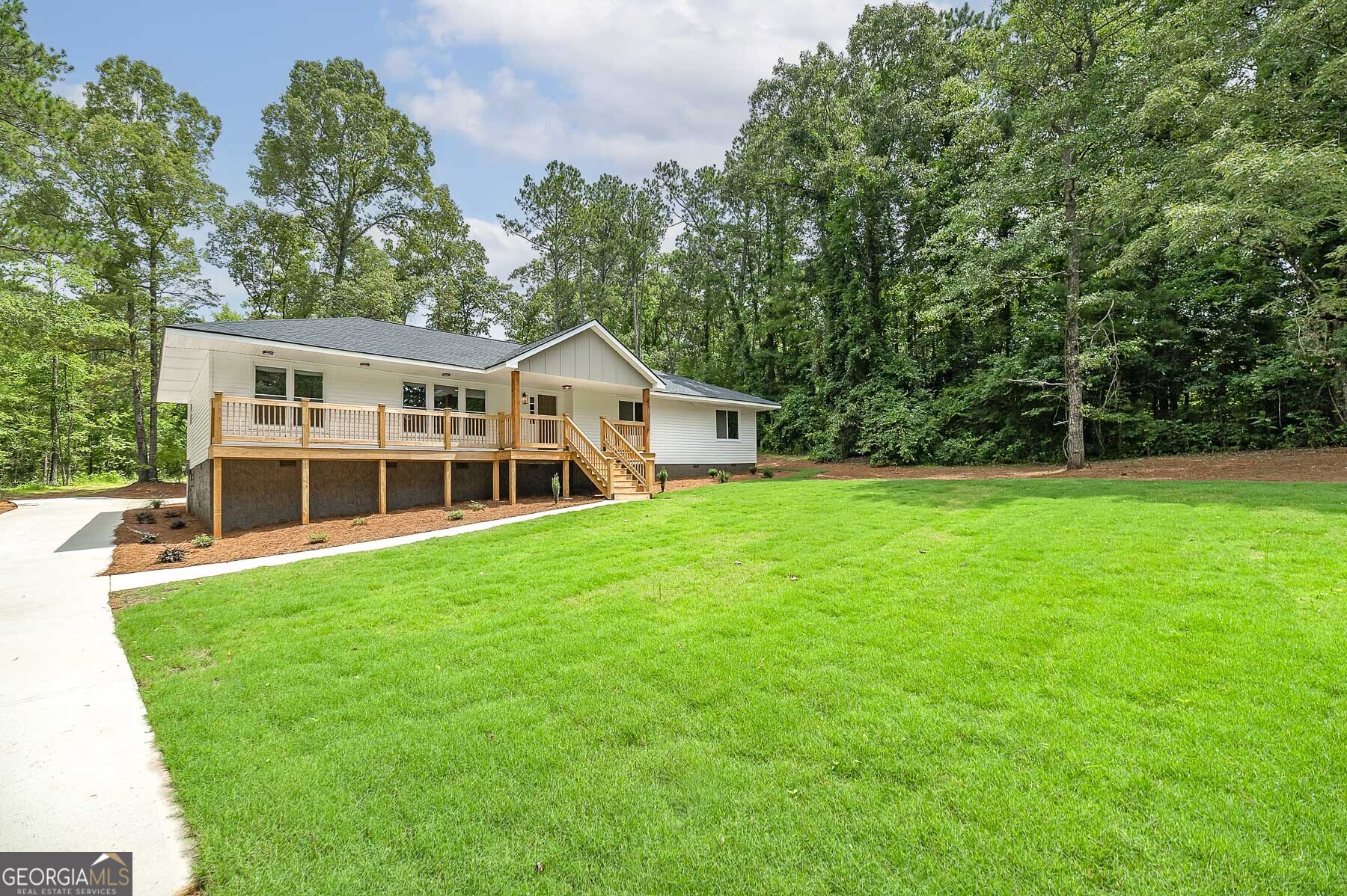 146 Rivers RD