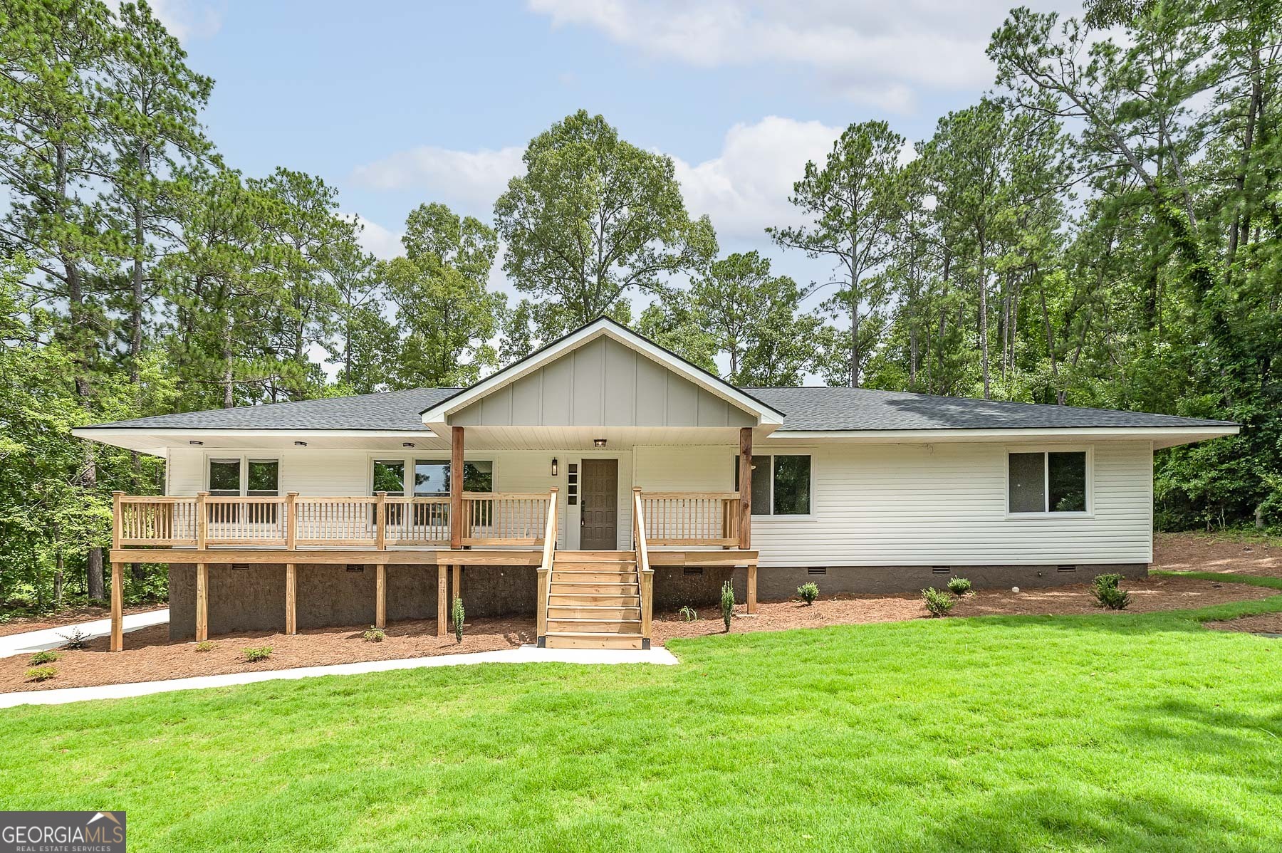 146 Rivers RD