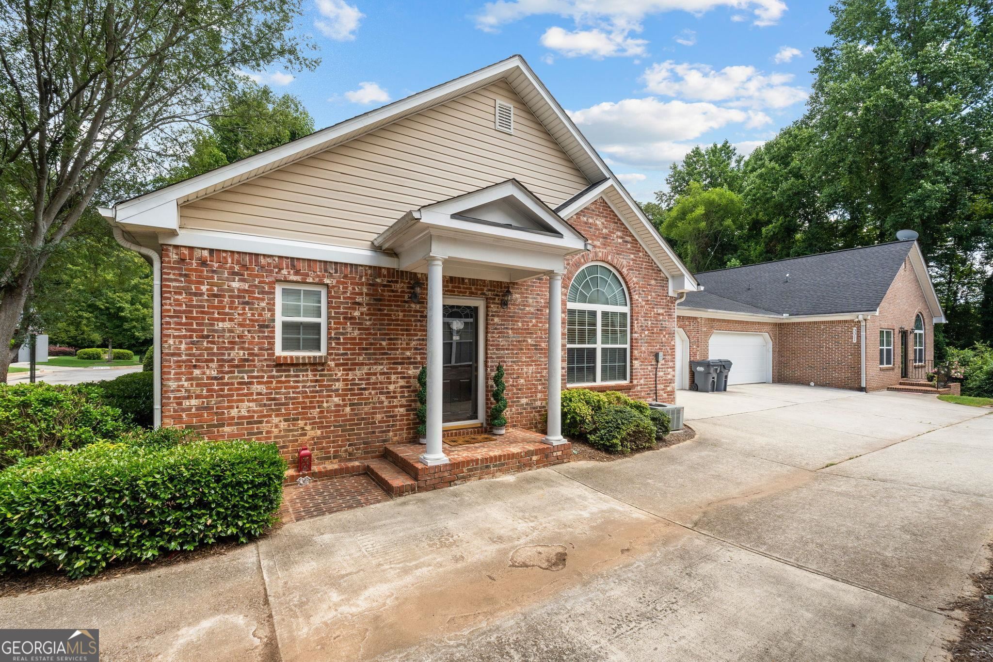 3309 Raes Creek RD BLDG 13