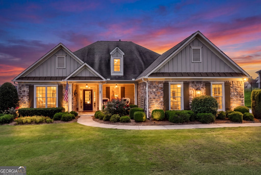 Photo of 6623 Trail Side Drive, Flowery Branch, GA 30542 (MLS # 10837338)