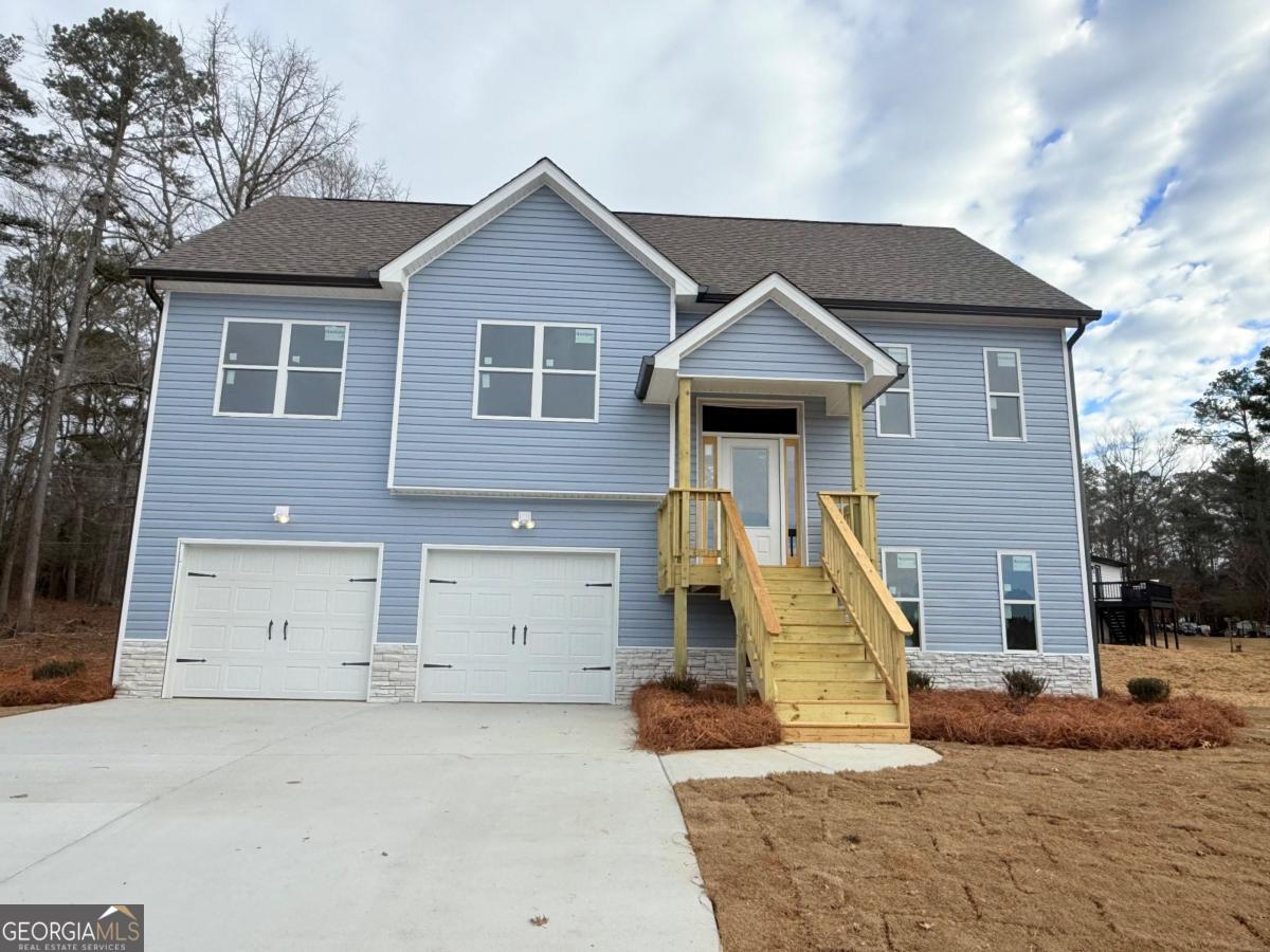 706 Oakmont TRL