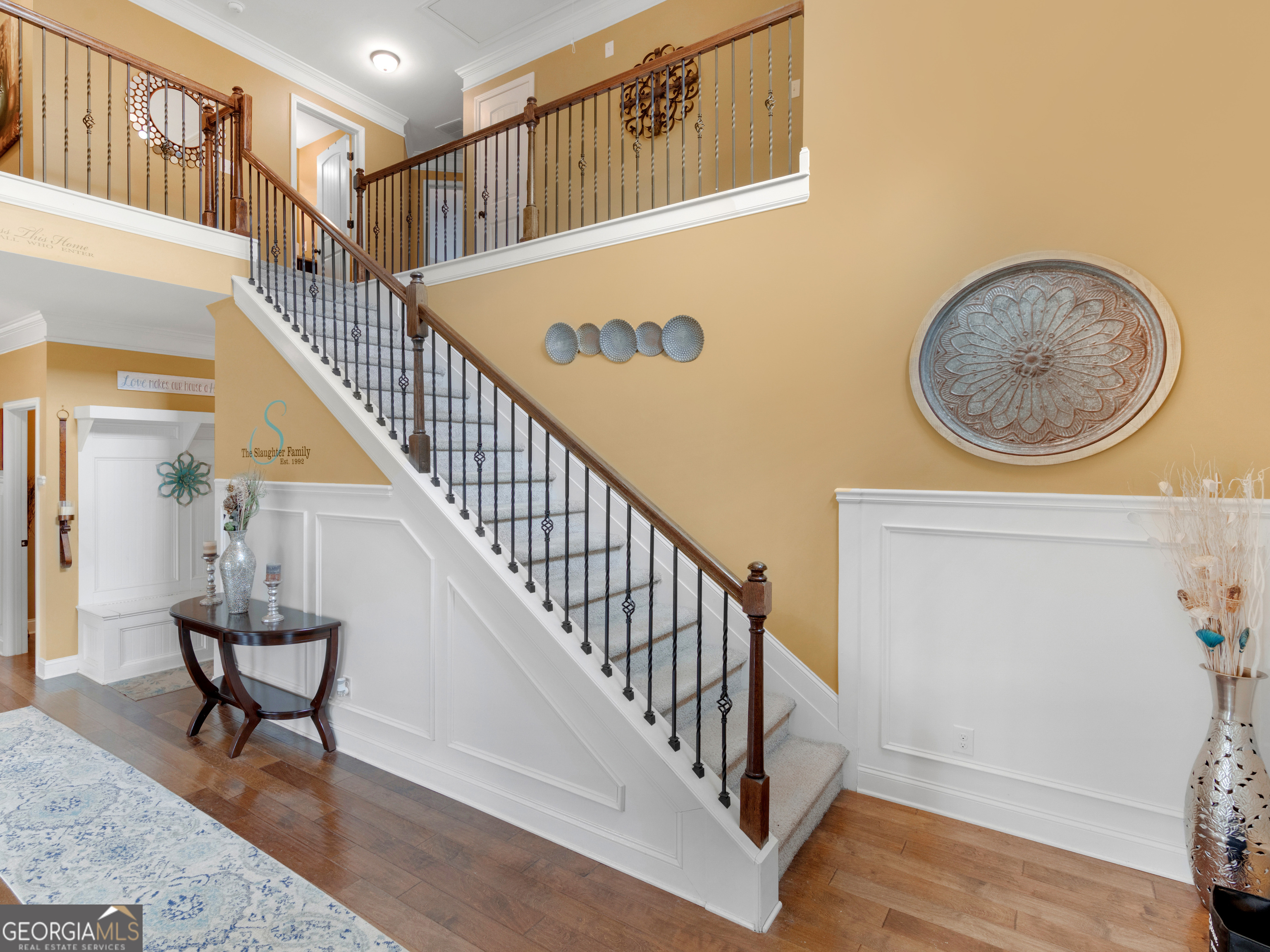 108 Donovan AVE