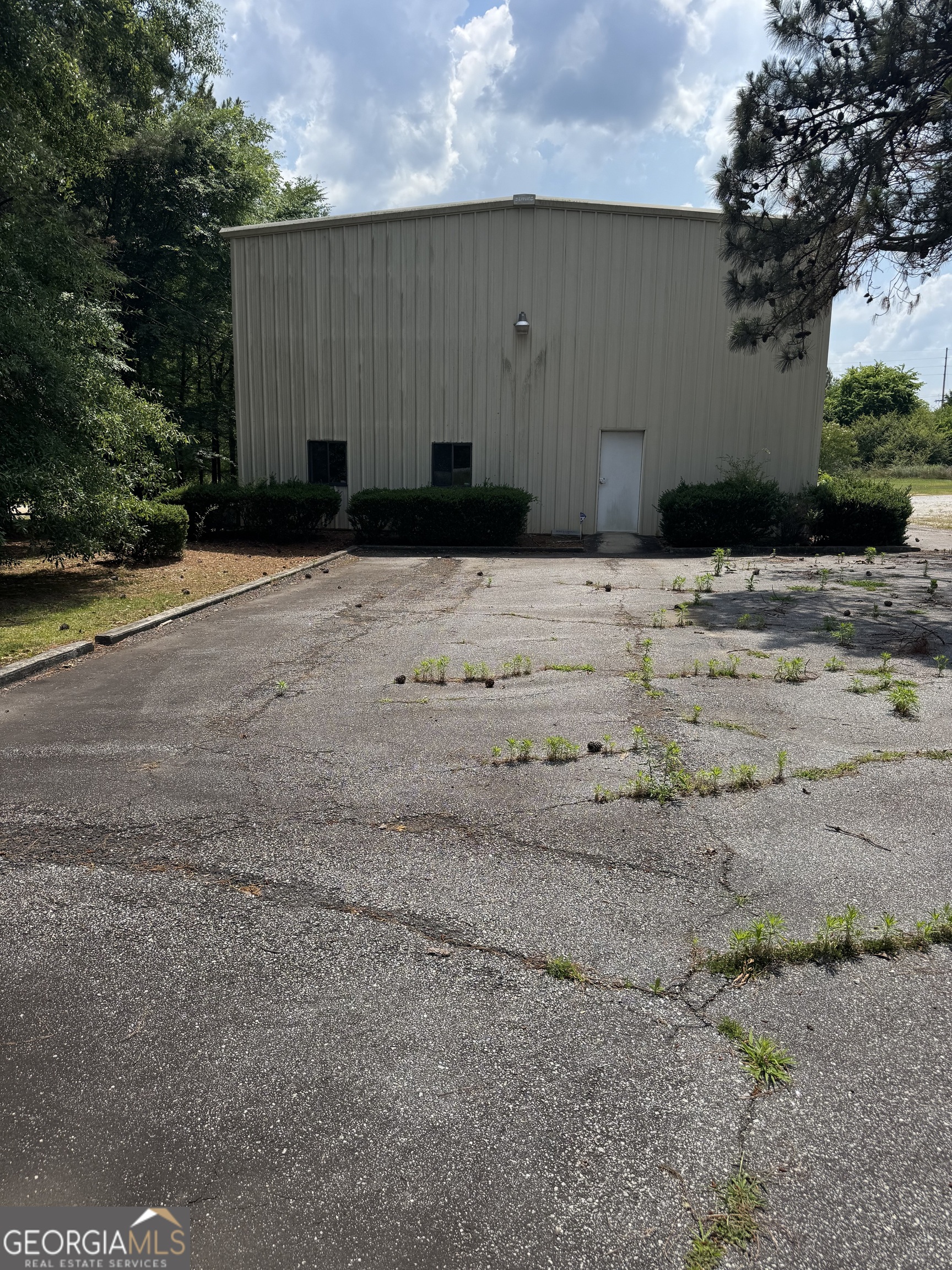 1035 Old Middleton RD