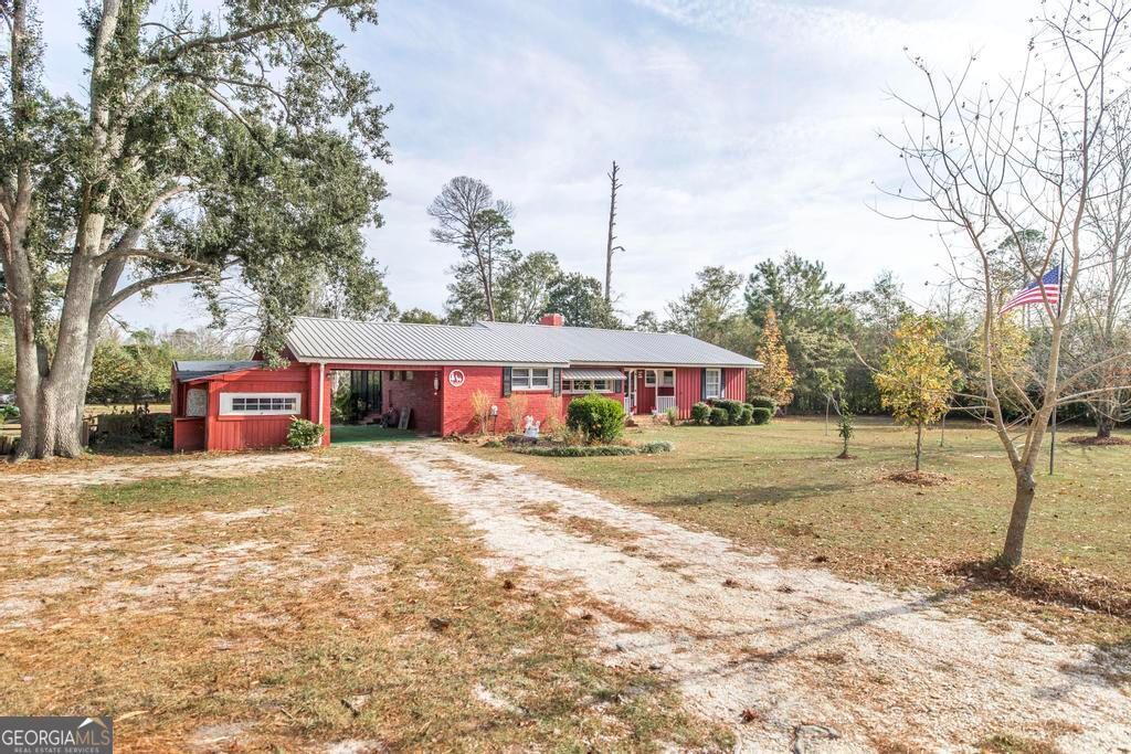 Photo of 4004 E Louisiana Avenue, Soperton, GA 30457 (MLS # 10649705)