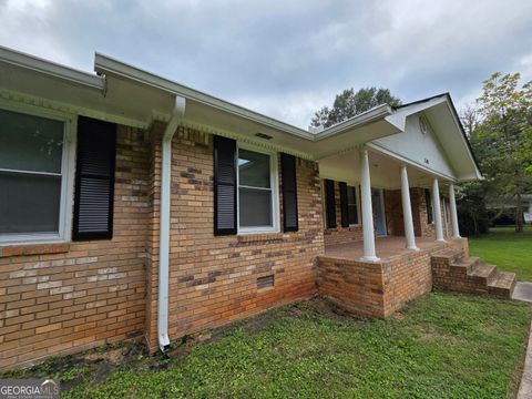 3340 Skyview DR Lithia Springs GA 30122