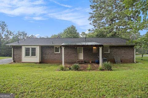 A home in Newnan