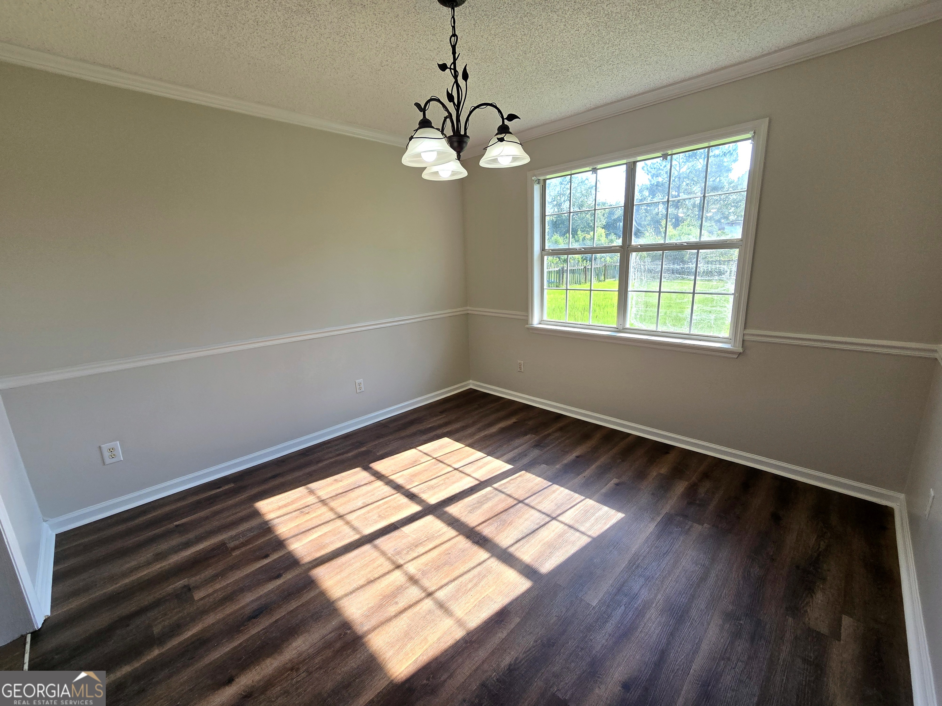 3814 Stratford CIR