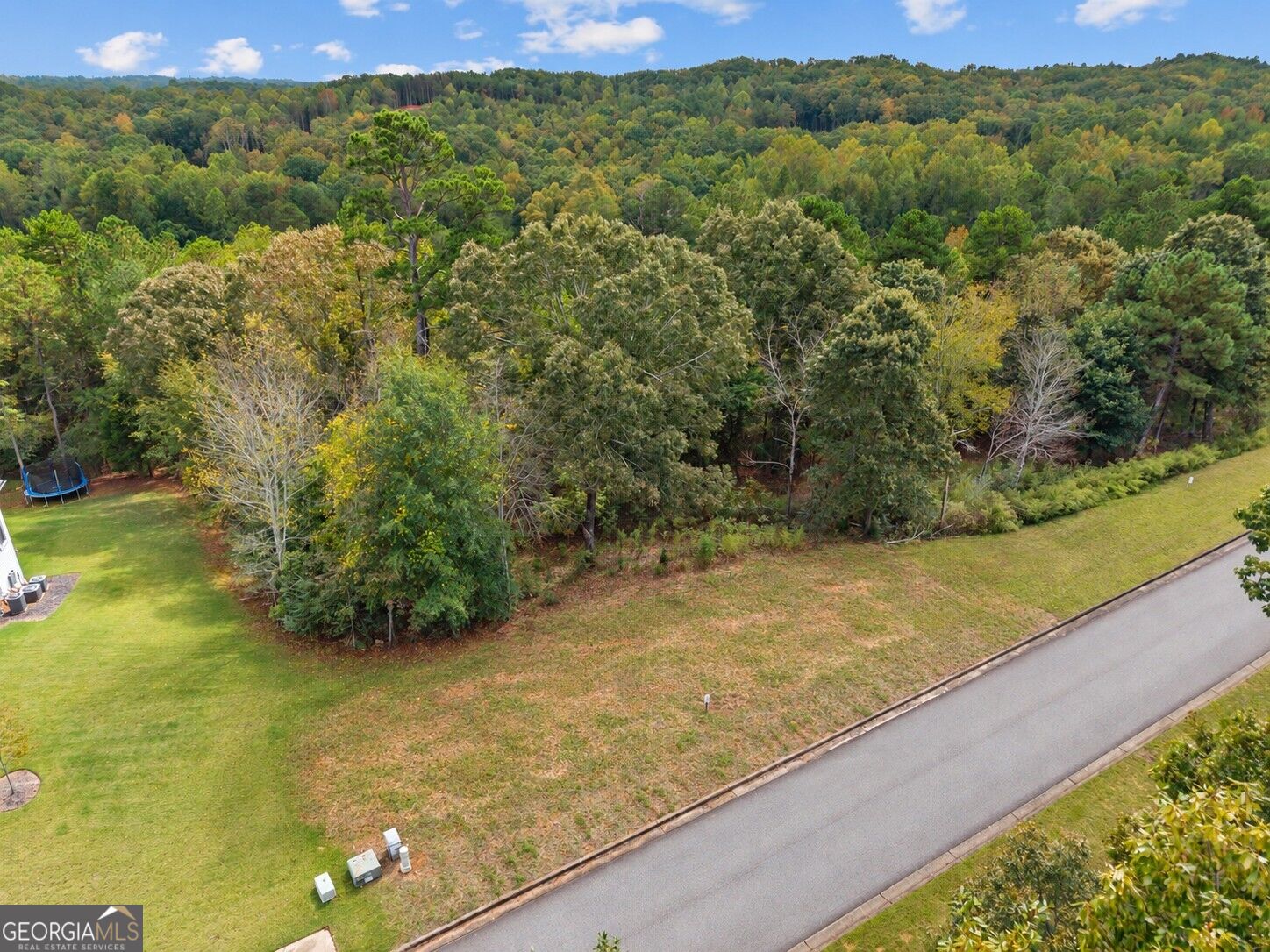 6930 Crestline DR