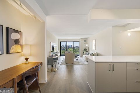 Photo of 2460 Peachtree Road NE #201, Atlanta, GA 30305 (MLS # 10755628)